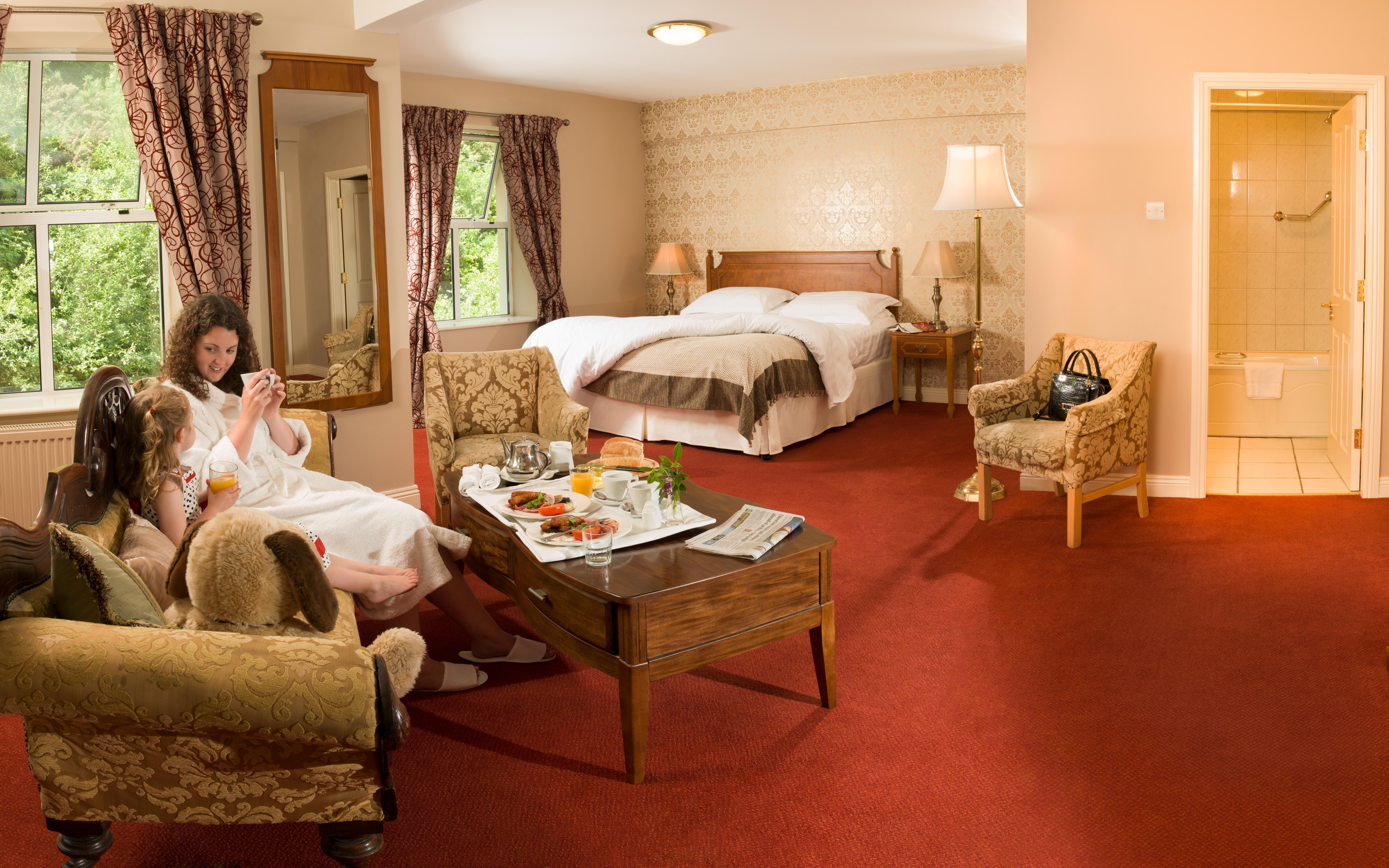 Cork'S Vienna Woods Hotel & Villas Exterior photo